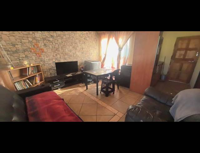 3 BEDROOM HOUSE FOR SALE IN GROBLERPARK